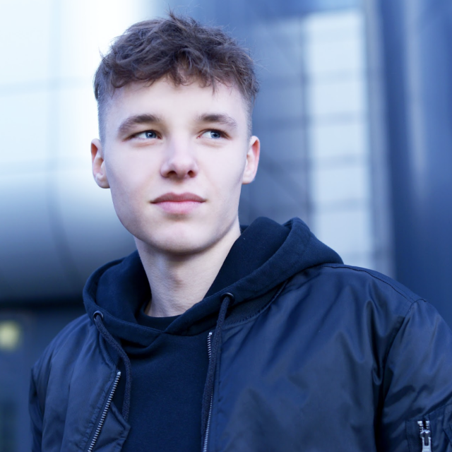 DOMINIK GEHRINGER