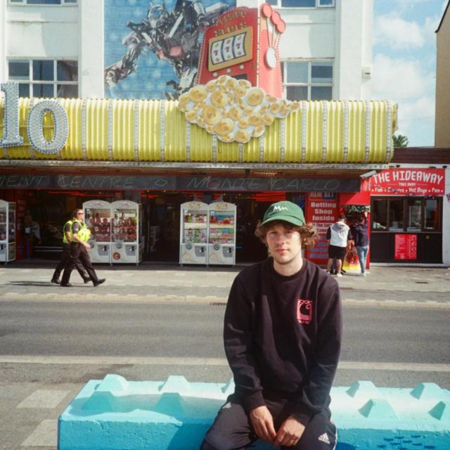 MODEL MAN